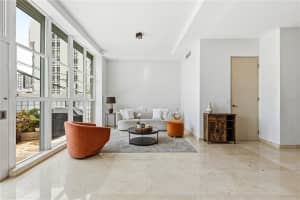 1362 Magdalena Ave #villa 109 San Juan, FL 00907 - MLS#MFRPR9119422