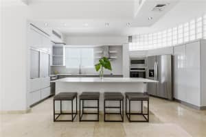 1362 Magdalena Ave #villa 109 San Juan, FL 00907 - MLS#MFRPR9119422