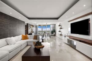 14 Carr 833  La Cima De Torrimar #1001 Guaynabo, FL 00969 - MLS#MFRPR9119558