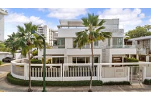 2220 Park Blvd San Juan, FL 00913 - MLS#MFRPR9119685