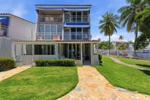 Villas De Playa Ii Dorado Del Mar #bb-2 Dorado, FL 00646 - MLS#MFRPR9120747