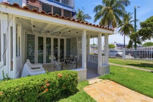 Villas De Playa Ii Dorado Del Mar #bb-2 Dorado, FL 00646 - MLS#MFRPR9120747
