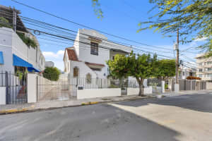 652 Calle Hernandez Miramar, FL 00907 - MLS#MFRPR9120918