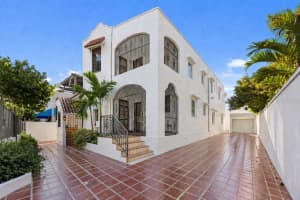 652 Calle Hernandez Miramar, FL 00907 - MLS#MFRPR9120918