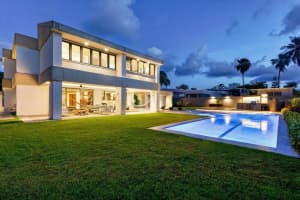 1920 Petunia St Urb. Santa Maria San Juan, FL 00927 - MLS#MFRPR9121229