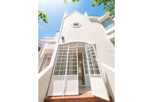 660 Calle Estado #d San Juan, FL 00907 - MLS#MFRPR9121333