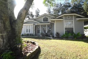 1660 Dorset Dr, Mt Dora, FL 32757, Sold 01/03/22