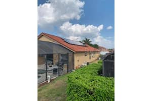 1021 Solana Cir, Davenport, FL 33897, Sold 01/05/22