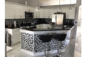 13231 Luxbury Loop, Orlando, FL 32837, Sold 01/18/22