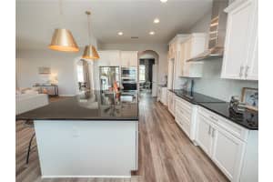 1936 DEEP CREEK DR, LAKELAND, FL 33810 Sold 04/10/23