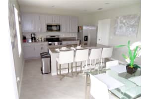 530 NOBLE AVE, DAVENPORT, FL 33837 Sold 08/08/23
