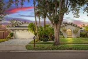 2759 MUSCATELLO STREET, ORLANDO, FL 32837 Sold 11/06/23