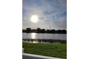 7811 CARRIAGE POINTE DRIVE, GIBSONTON, FL 33534 Sold 10/28/24