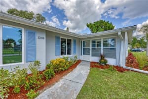 1208 LAUREL AVENUE, VENICE, FL 34285 Sold 01/16/25