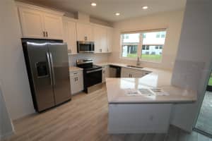290 VIA ANINA DRIVE, SARASOTA, FL 34243 Sold 01/22/25