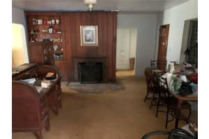 1073 PUTNAM DRIVE, SARASOTA, FL 34234 Sold 04/23/25