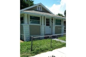 645 CHERRY STREET, DAYTONA BEACH, FL 32114 Sold 07/19/25