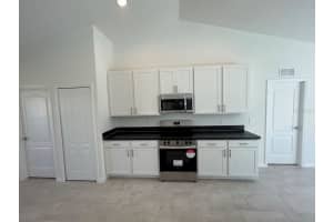 4621 BOSTON STREET, SEBRING, FL 33872 Sold 07/25/25