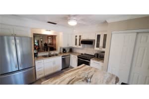 6110 COUNTRY CLUB WAY, SARASOTA, FL 34243 - MLS#MFRR4908866