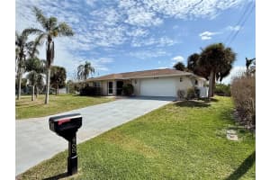 468 Ceil Dr, NOKOMIS
