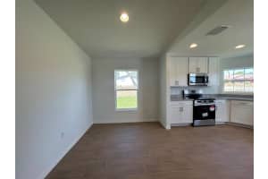 141 6TH STREET, FROSTPROOF, FL 33843 - MLS#MFRR4908972