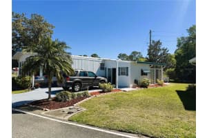 123 PYRACANTHA LANE, LEESBURG, FL 34748 - MLS#MFRR4909056