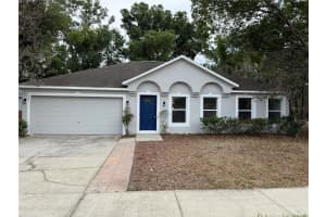 901 CASCADES PARK TRAIL, DELAND, FL 32720 Sold 09/05/25