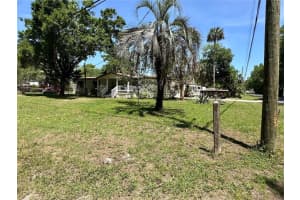 24845 PEARL STREET, ASTOR, FL 32102 Sold 08/15/25