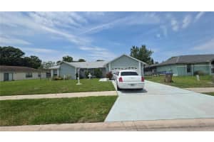 303 SILK OAK DRIVE, KISSIMMEE, FL 34743 - MLS#MFRR4909386