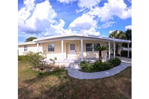 15 63RD COURT, OCALA, FL 34470 - MLS#MFRR4909418