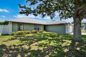130 EVERGREEN DRIVE, AUBURNDALE, FL 33823 - MLS#MFRR4909488