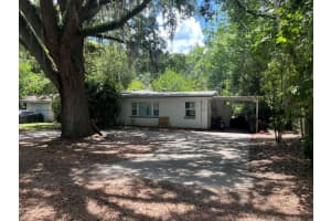 104 26TH STREET, GAINESVILLE, FL 32607 - MLS#MFRR4909502