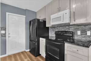 5806 FERNHILL DRIVE, ORLANDO, FL 32808 - MLS#MFRR4909510