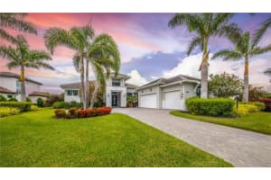 5408 Greenbrook Dr, SARASOTA