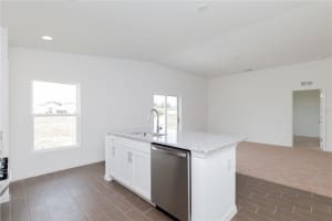 963 LUNAR LANE, WINTER HAVEN, FL 33884 - MLS#MFRR4909576