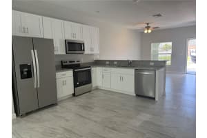 102 BRIXHAM COURT, KISSIMMEE, FL 34758 - MLS#MFRR4909803
