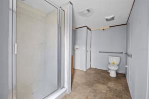 5600 NEW TAMPA HWY, LAKELAND, FL 33815 - MLS#MFRR4909808