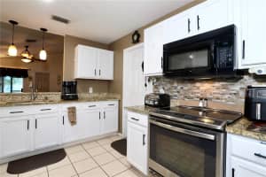 16220 COOPERS HAWK AVENUE, CLERMONT, FL 34714 - MLS#MFRR4909869