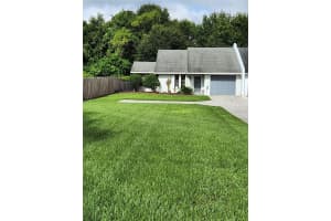 5702 Odom Rd, LAKELAND