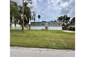 55744 HOLIDAY CIRCLE, ASTOR, FL 32102 - MLS#MFRR4909892