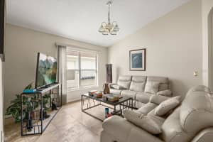 940 LAKE BERKLEY DRIVE, KISSIMMEE, FL 34746 - MLS#MFRR4909899