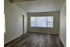 MLS# MFRR4909981, Orlando, Florida 32822
