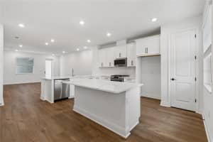 8215 SEAFLOWER PARKWAY, BRADENTON, FL 34210 - MLS#MFRR4910016