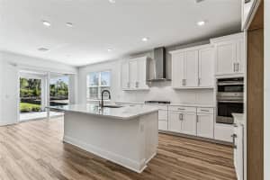 7586 SEAHAWK AVENUE, SARASOTA, FL 34241 - MLS#MFRR4910087