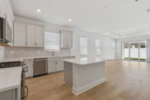 8119 NEWBERRY AVENUE, BRADENTON, FL 34211 - MLS#MFRR4910111