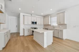 8119 NEWBERRY AVENUE, BRADENTON, FL 34211 - MLS#MFRR4910111