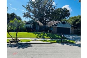 1014 WILLA LAKE CIRCLE, OVIEDO, FL 32765 - MLS#MFRR4910153