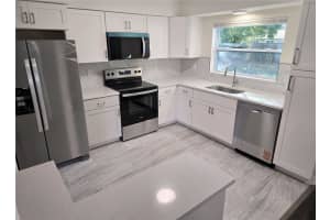 1325 WINDSOR DRIVE, CLEARWATER, FL 33756 - MLS#MFRR4910187