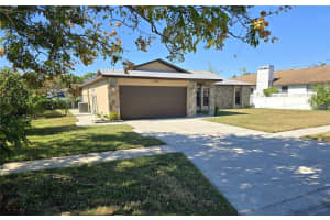 16201 Pine Ridge Dr, HUDSON 16201 Pine Ridge Dr, HUDSON