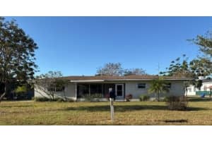 612 PEARCE AVENUE, EAGLE LAKE, FL 33839 - MLS#MFRR4910247